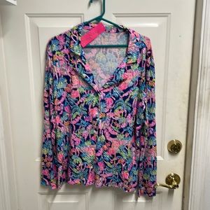 Lilly Pulitzer XL Long sleeve button up top, NWT, style name is Seen and Herd